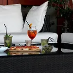 ホリデーパーク カーラ パラディソ レジデンス 4*