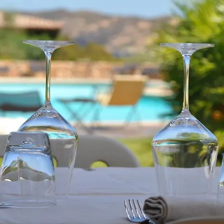 Cala Paradiso База отдыха 4*