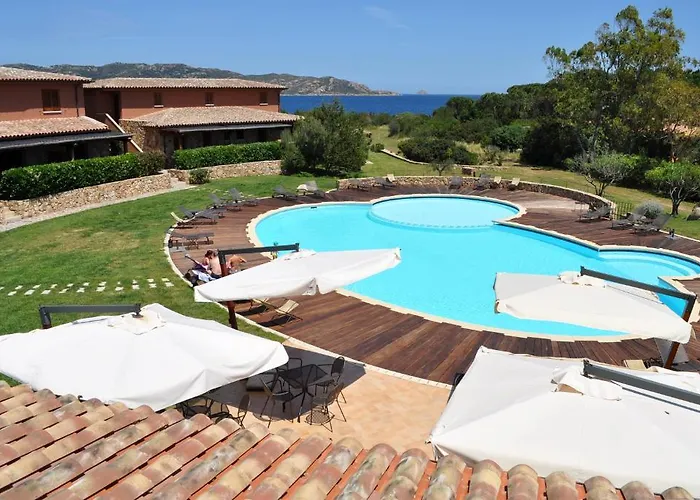 Kompleks wypoczynkowy Cala Paradiso San Teodoro (Sardinia)